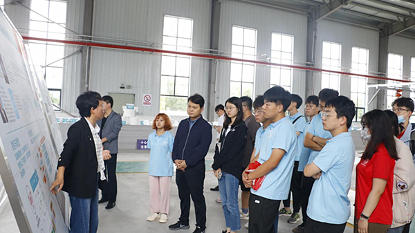 加強(qiáng)產(chǎn)鎮(zhèn)融合 促推鄉(xiāng)村振興 西安科技大學(xué)暑期三下鄉(xiāng)實(shí)踐聚焦生物化工產(chǎn)品技術(shù)研發(fā)